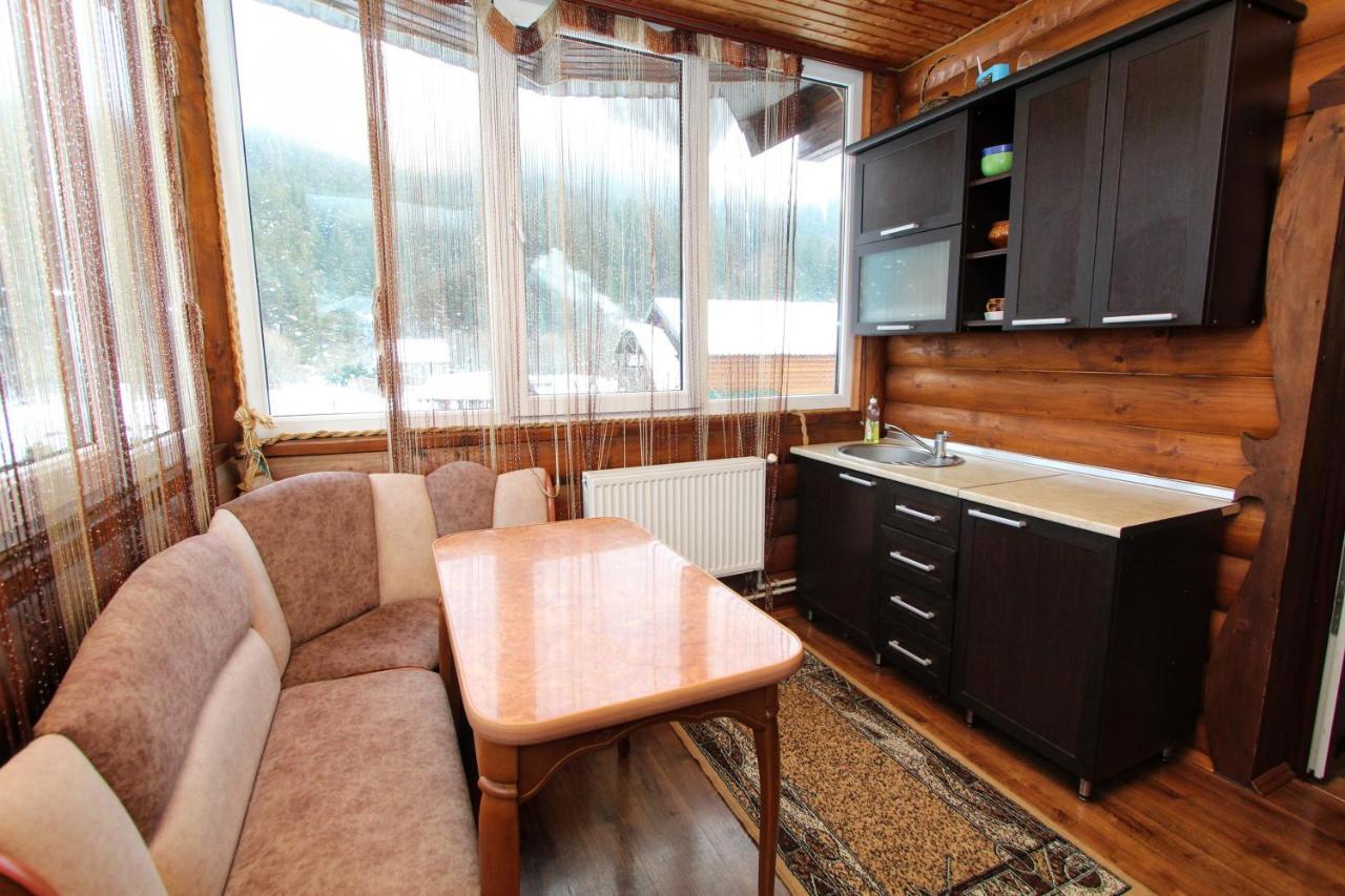 Apartament Complex "Shum Lisu" Tatarów Zewnętrze zdjęcie